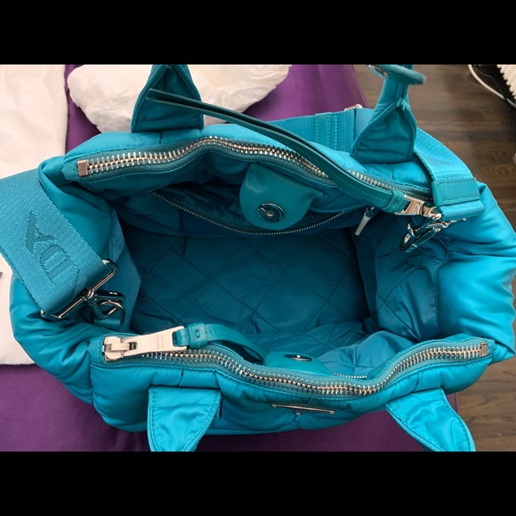 Authentic Prada Puffy Turquoise tote with crossbody strap - Picture 7 of 16